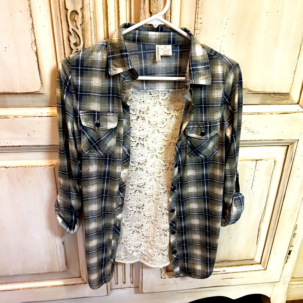 Sexy lace back plaid top in XS, worn once! Perfect condition.